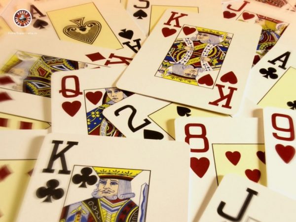 Jalankan Angka untuk hands Poker Anda
